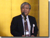 椿 康和 氏